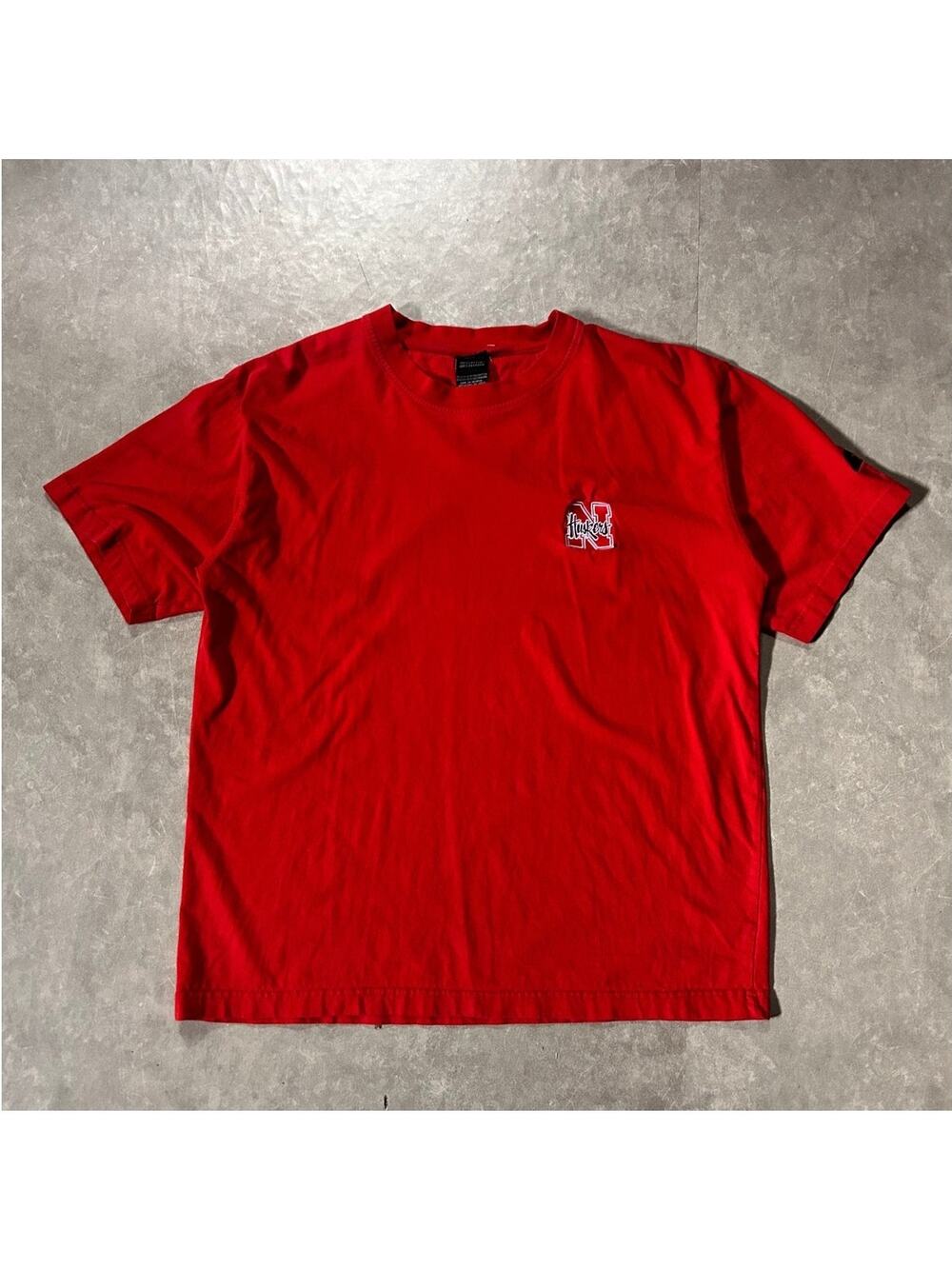 2000's Vintage Nebraska Cornhuskers Starter Minimal Red T-Shirt -L